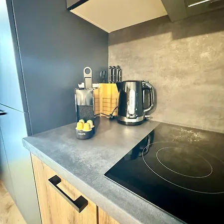Wohnung Mit Balkon Und Parkplatz Wien Exterior foto