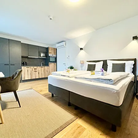 Wohnung Mit Balkon Und Parkplatz Wien Exterior foto