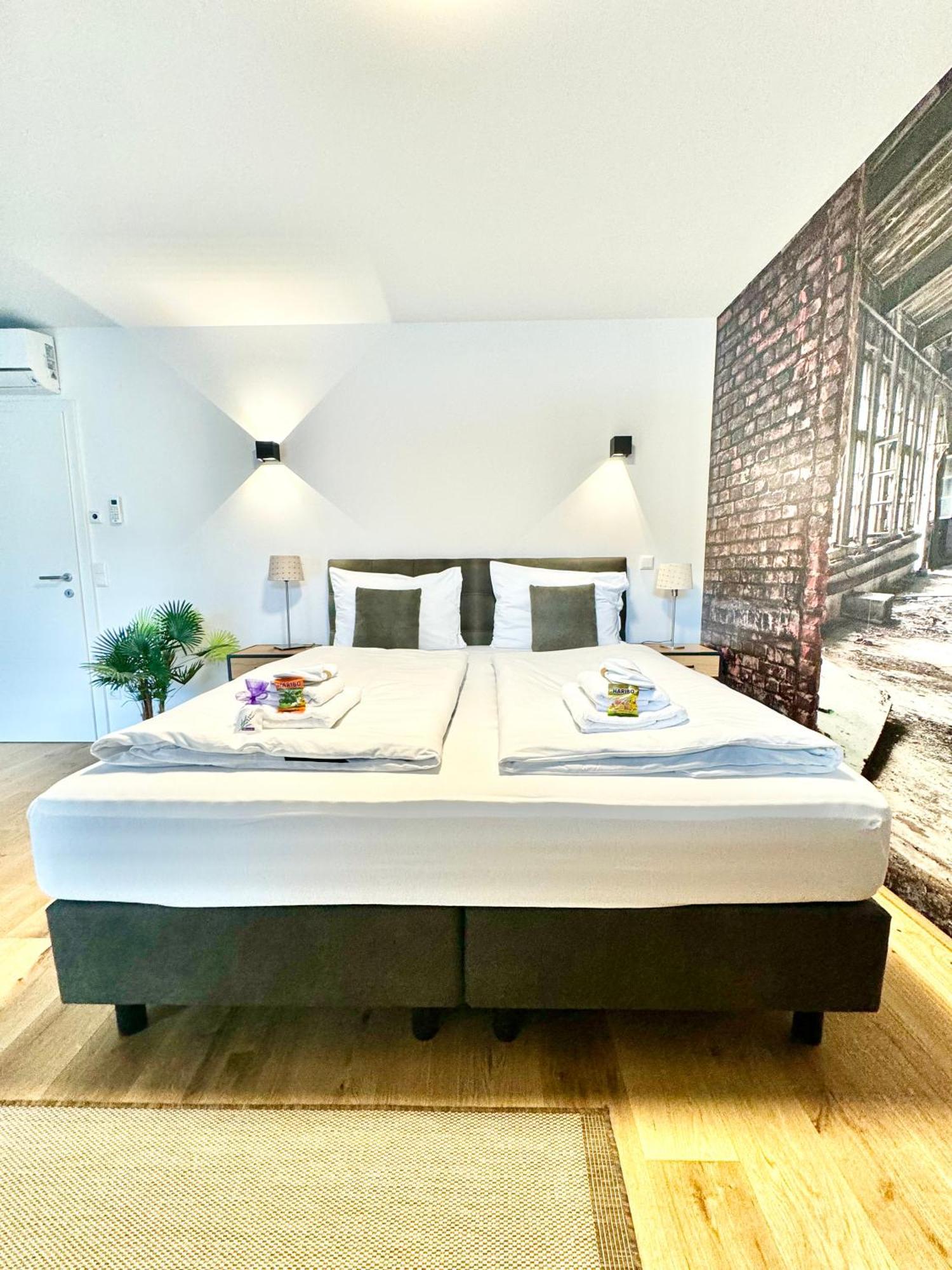 Appartement Mit Balkon Und Parkplatz